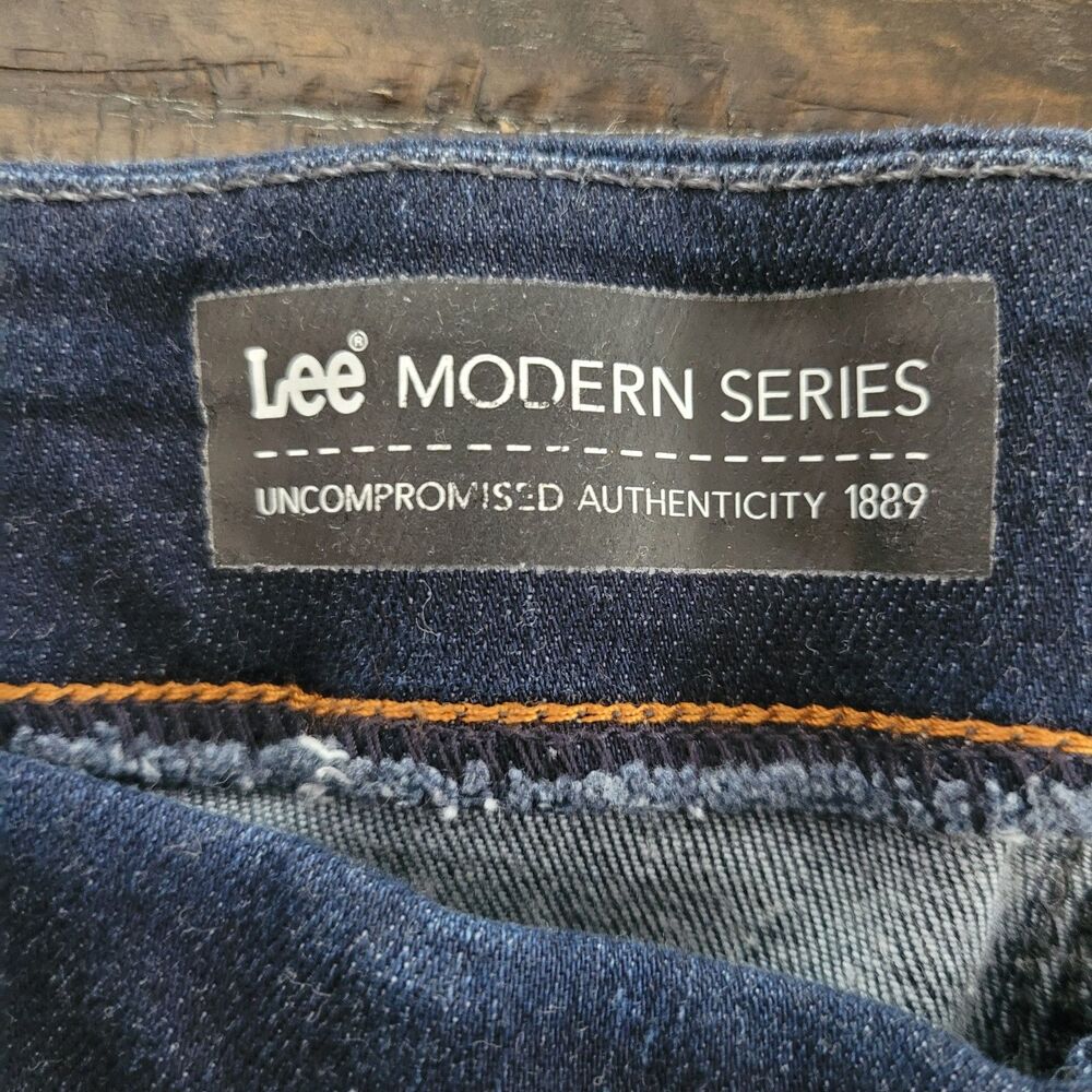 Lee Modern Series Revolution Denim Jeans Women’s Size 14 Medium 2-Tone Wash - Picture 7 of 9